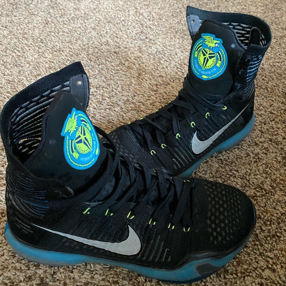 Kobe Bryant 10 X Commander Lagoon